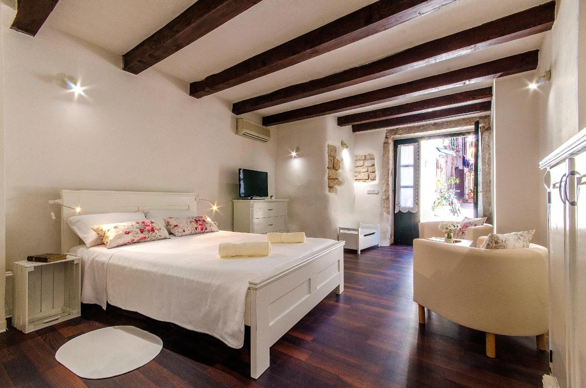 Cozy Studio Una Rovinj Luaran gambar